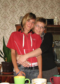 Встреча одноклассников 92 года выпуска, Переславль. 25-27.07.2008. Анжела Александрук с дочерью. Переславль. 26.07.08